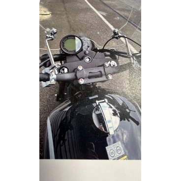DRIVER'S WINDSCREEN - SIDE...
